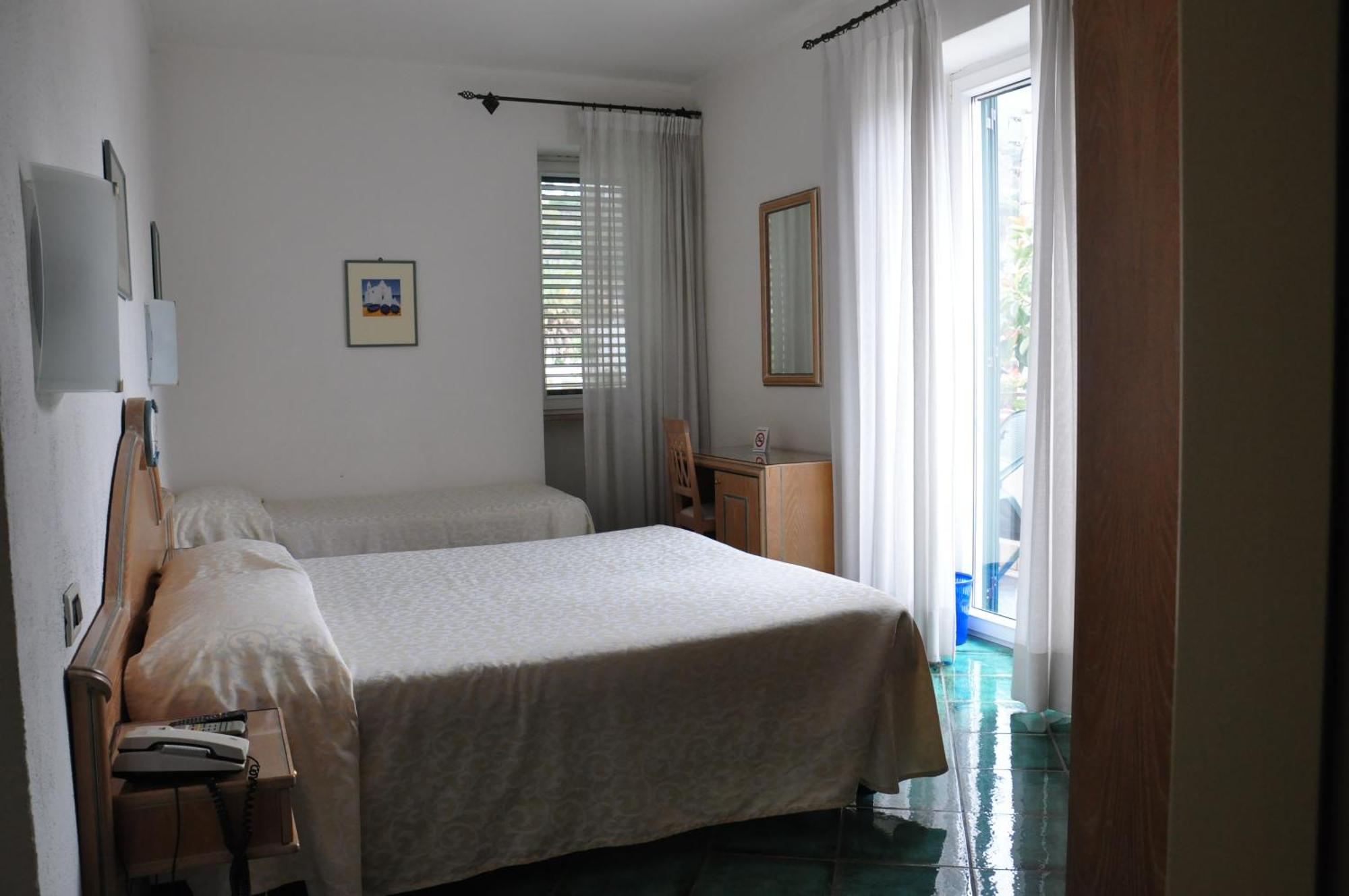 Hotel La Marticana Ischia Ngoại thất bức ảnh