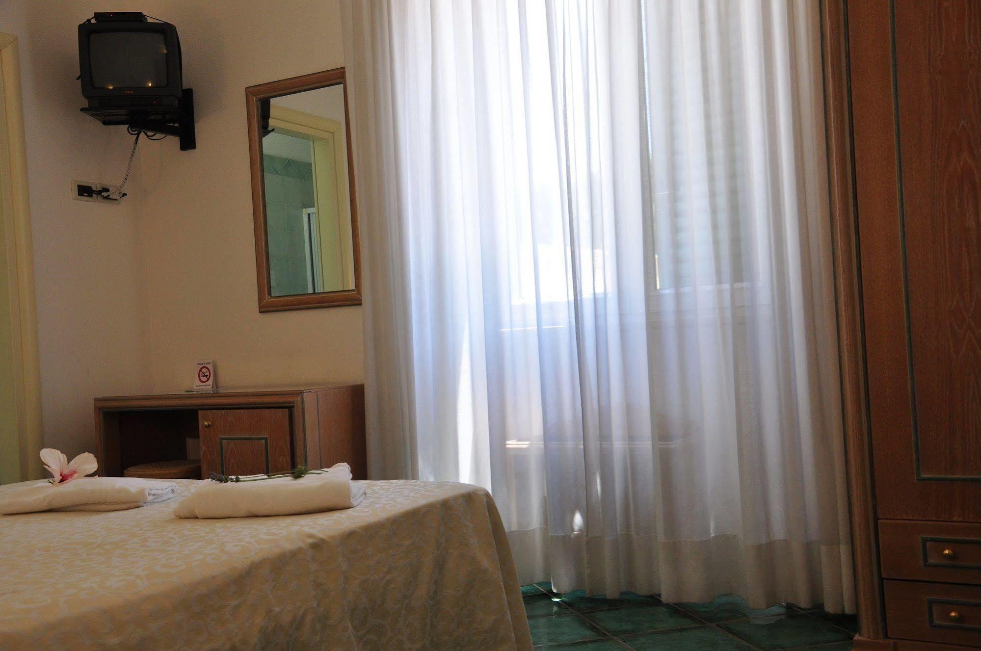 Hotel La Marticana Ischia Ngoại thất bức ảnh
